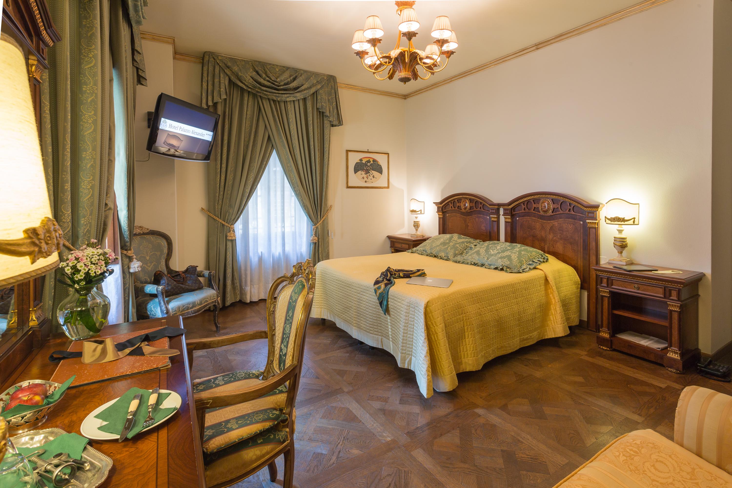Hotel Palazzo Alexander Lucca Exterior photo
